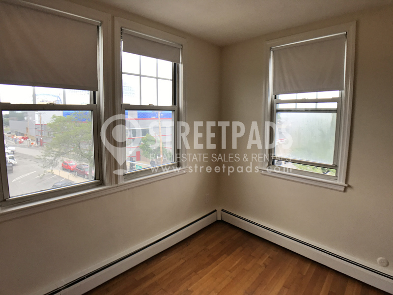 1 bed, 1 bath apartment for rent at 160 North Beacon St Unit 21, Back Bay — photo 2 of 18