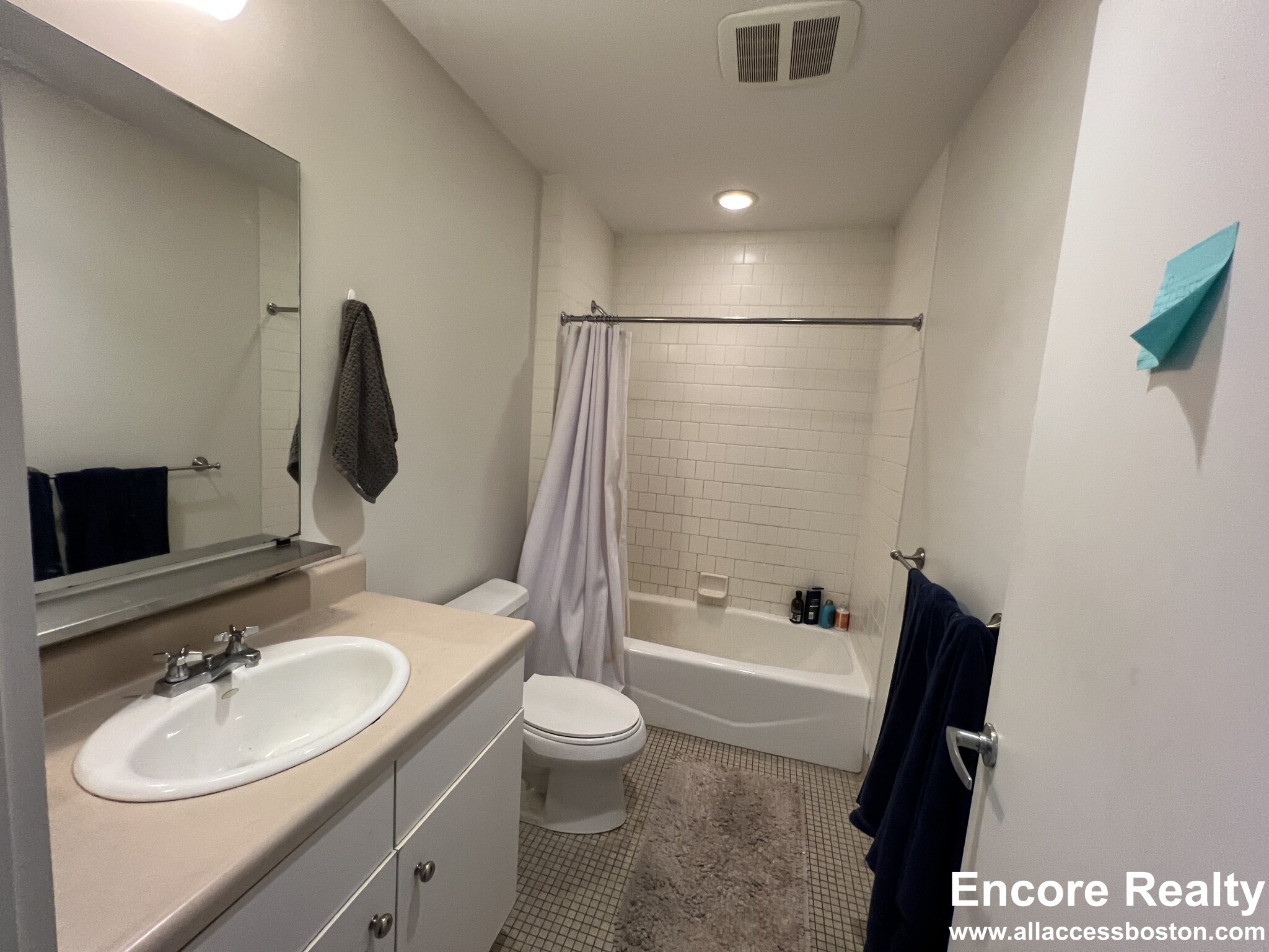 2 bed, 1 bath apartment for rent at 160 Berkeley St Unit 506, South End — photo 12 of 23