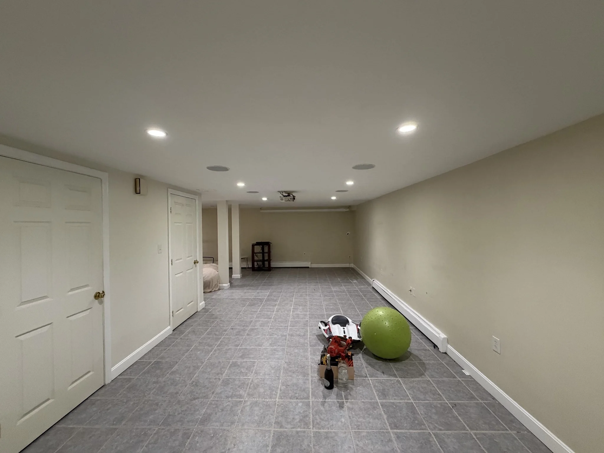 4 bed, 3 bath apartment for rent at 160 Broadway Unit 160, Haverhill — photo 28 of 35