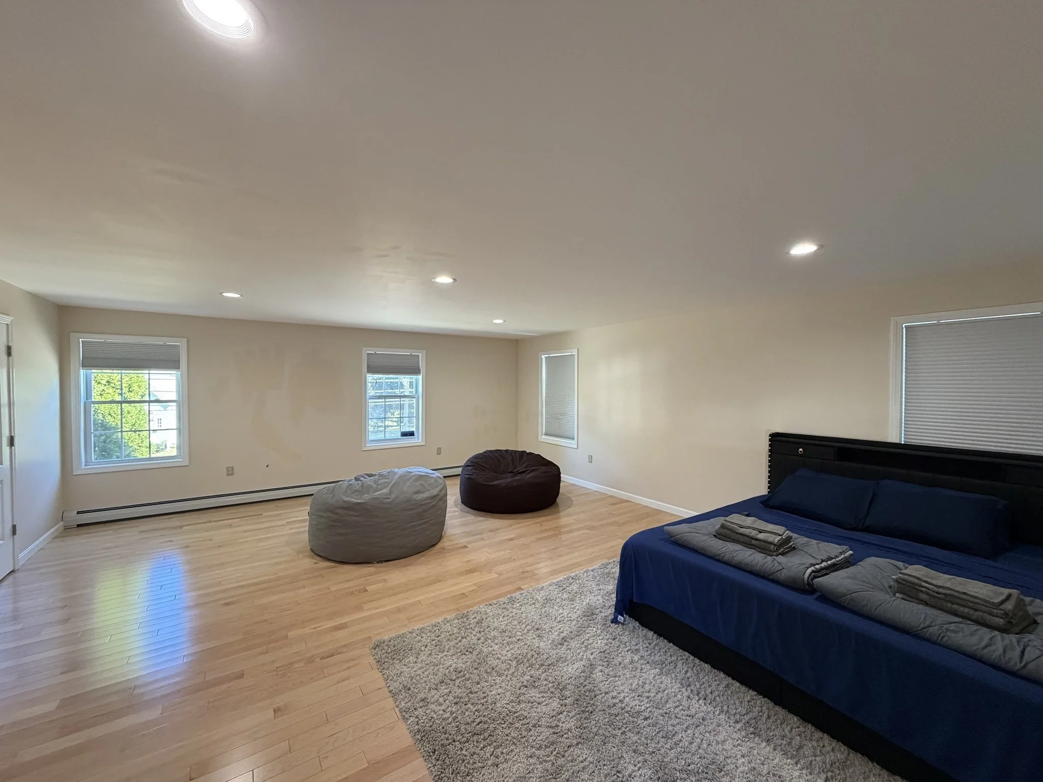 4 bed, 3 bath apartment for rent at 160 Broadway Unit 160, Haverhill — photo 18 of 35