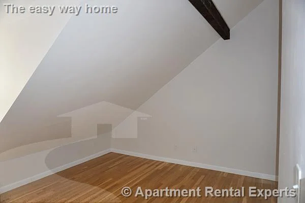 4 bed, 2 bath apartment for rent at 160 Broadway Unit 3, East Somerville — photo 4 of 7