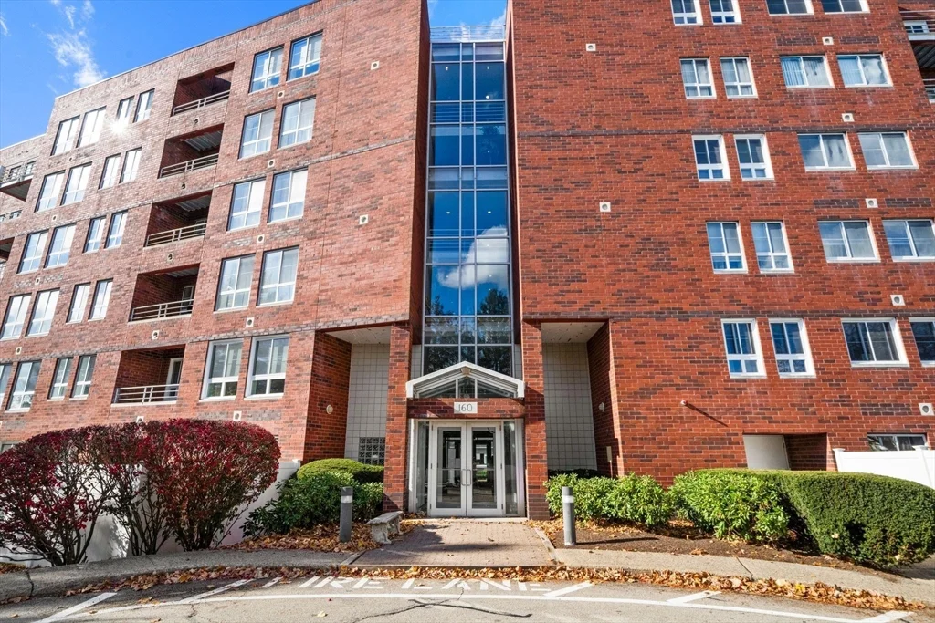1 bed, 1 bath apartment for rent at 160 Burkhall St Unit 212, Weymouth — photo 25 of 27