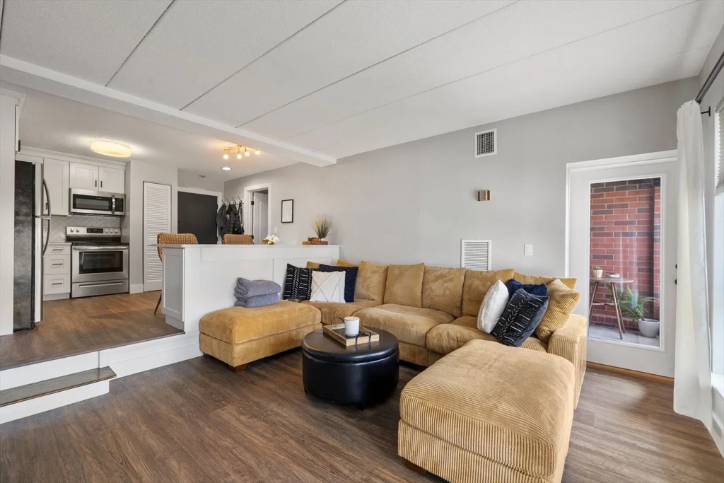 1 bed, 1 bath apartment for rent at 160 Burkhall St Unit 212, Weymouth — photo 13 of 27