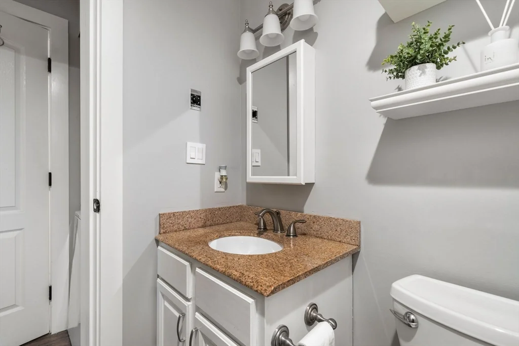 1 bed, 1 bath apartment for rent at 160 Burkhall St Unit 212, Weymouth — photo 21 of 27