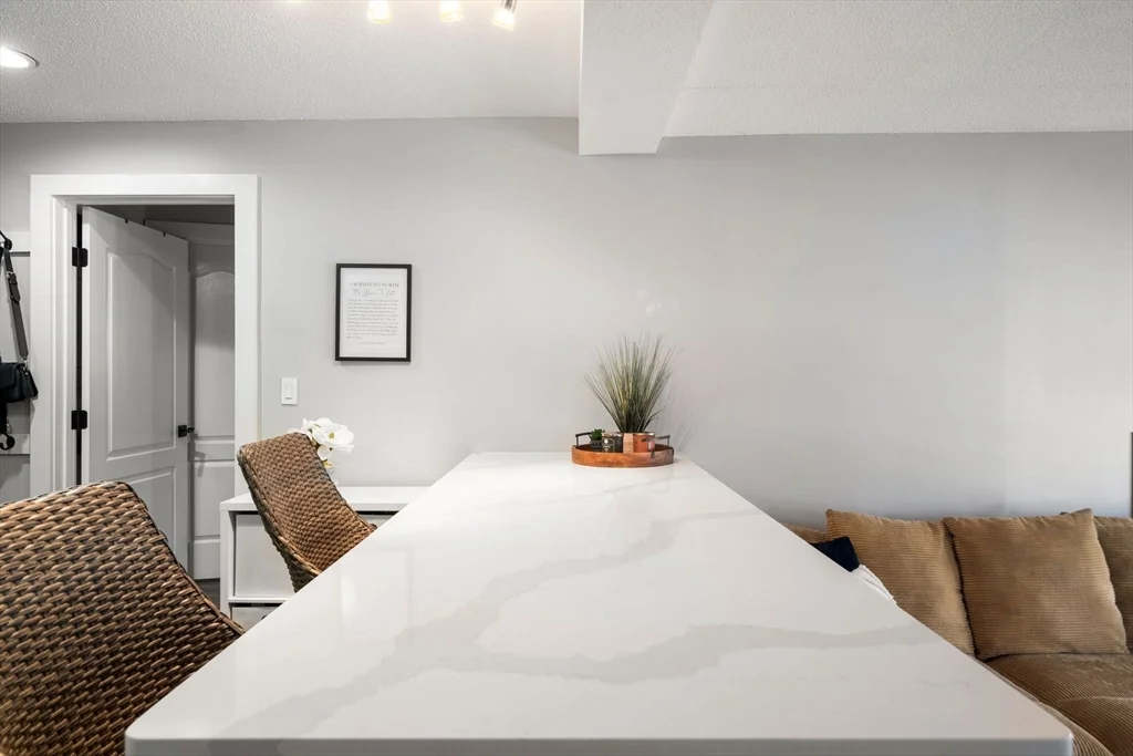 1 bed, 1 bath apartment for rent at 160 Burkhall St Unit 212, Weymouth — photo 9 of 27