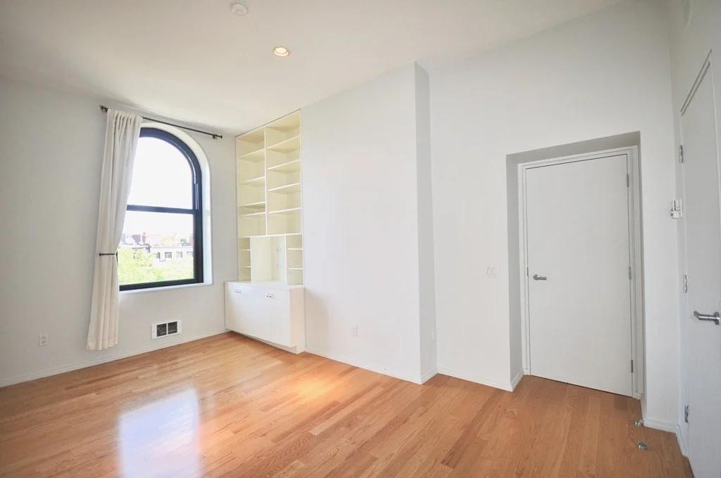 1 bed, 1 bath apartment for rent at 160 Commonwealth Ave Unit 513, Back Bay — photo 13 of 32