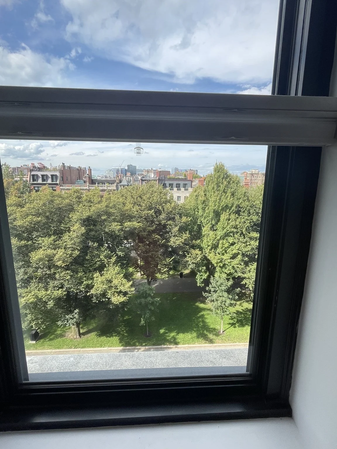 Studio bed, 1 bath apartment for rent at 160 Commonwealth Ave Unit 516, Back Bay — photo 7 of 10