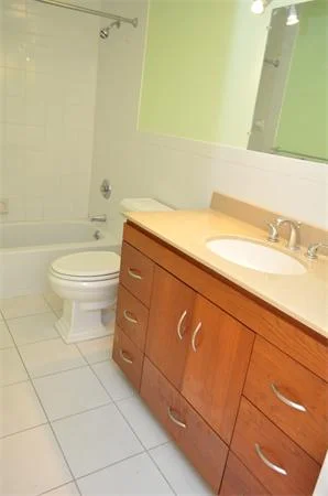 2 bed, 1 bath apartment for rent at 160 Commonwealth Ave Unit 703, Back Bay — photo 5 of 15