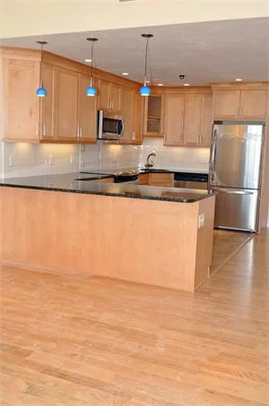 2 bed, 1 bath apartment for rent at 160 Commonwealth Ave Unit 703, Back Bay — photo 2 of 15
