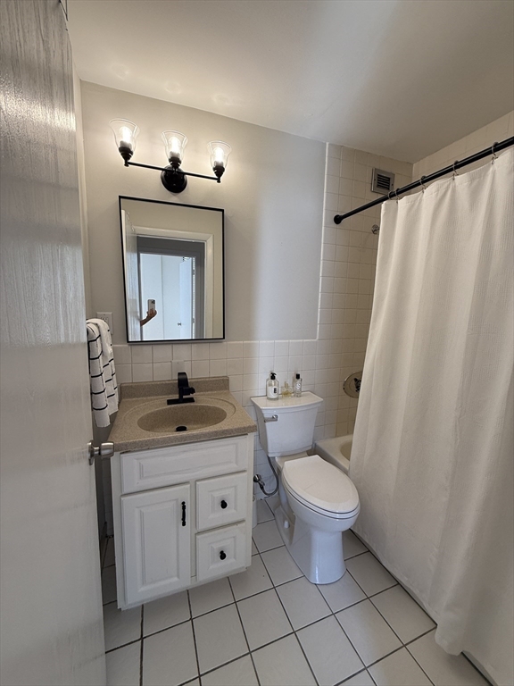 1 bed, 1 bath apartment for rent at 160 Commonwealth Unit 411, Back Bay — photo 17 of 18