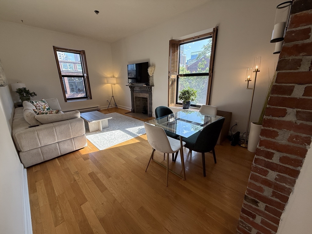 1 bed, 1 bath apartment for rent at 160 Commonwealth Unit 411, Back Bay — photo 4 of 18