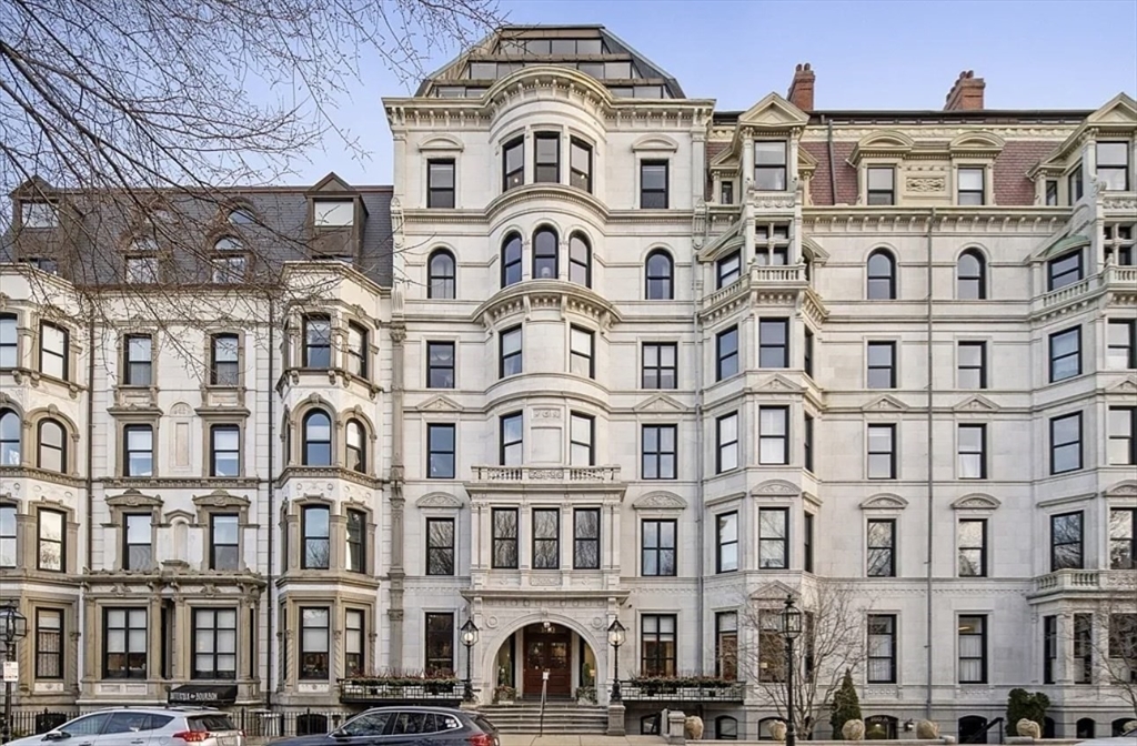 1 bed, 1 bath apartment for rent at 160 Commonwealth Unit 411, Back Bay — photo 13 of 18