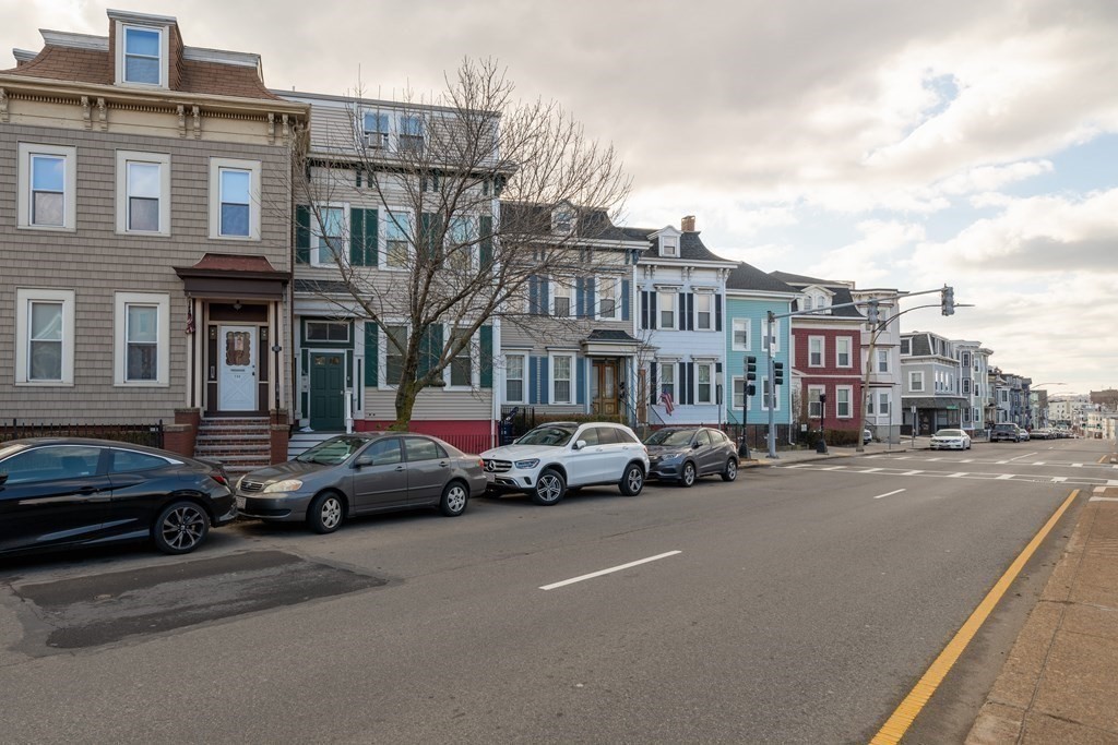 3 bed, 1.5 bath apartment for rent at 160 Dorchester St Unit 1, South Boston — photo 10 of 11