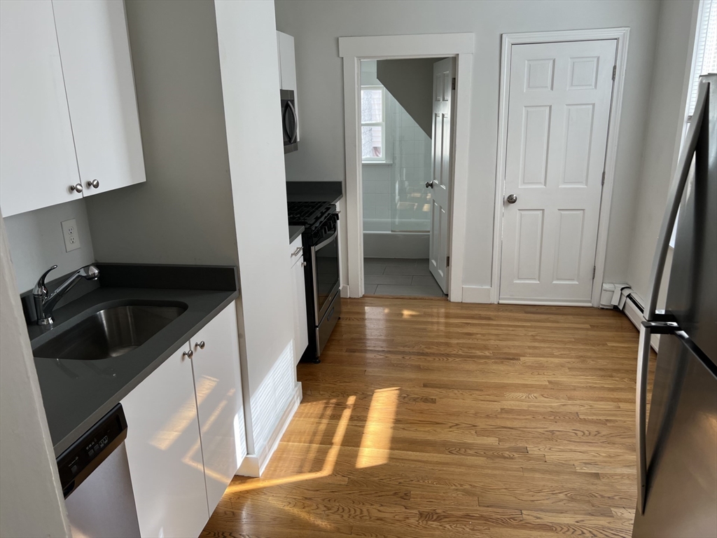 3 bed, 1.5 bath apartment for rent at 160 Dorchester St Unit 1, South Boston