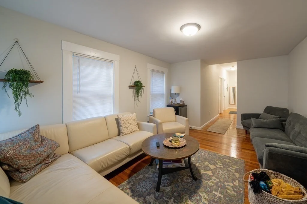 3 bed, 2 bath apartment for rent at 160 Dorchester St Unit 2, South Boston — photo 9 of 10