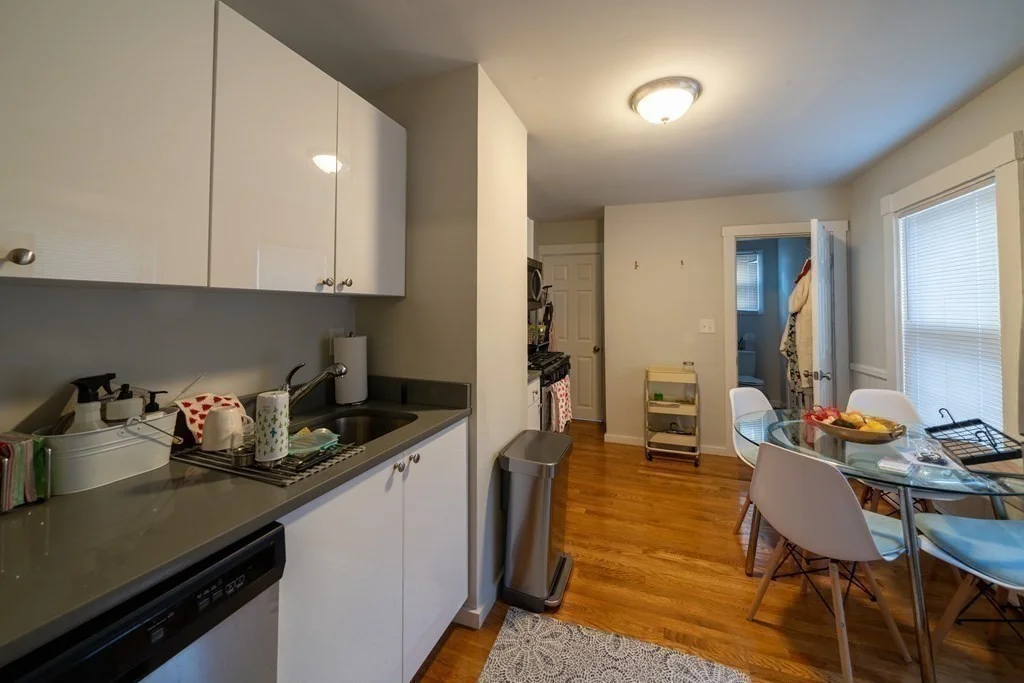3 bed, 2 bath apartment for rent at 160 Dorchester St Unit 2, South Boston — photo 2 of 10