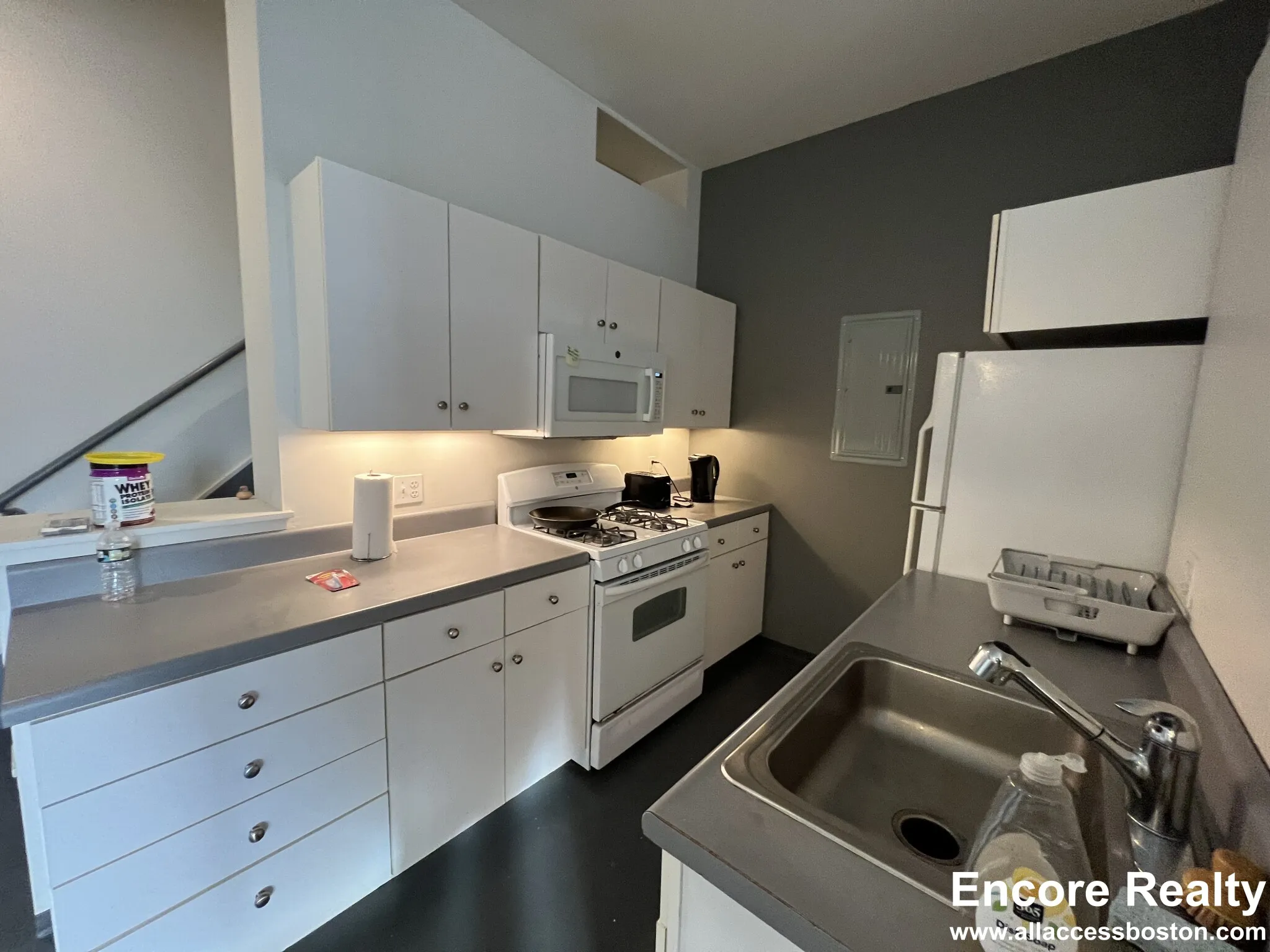 2 bed, 1 bath apartment for rent at 160 East Berkeley St Unit 160-317, South End — photo 6 of 20