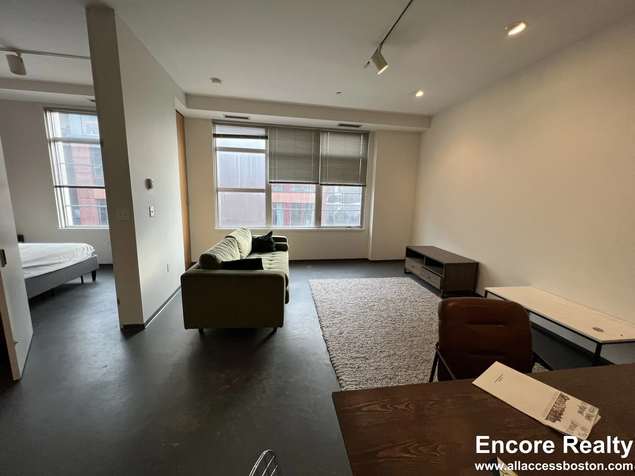 2 bed, 1 bath apartment for rent at 160 East Berkeley St Unit 160-317, South End — photo 4 of 20