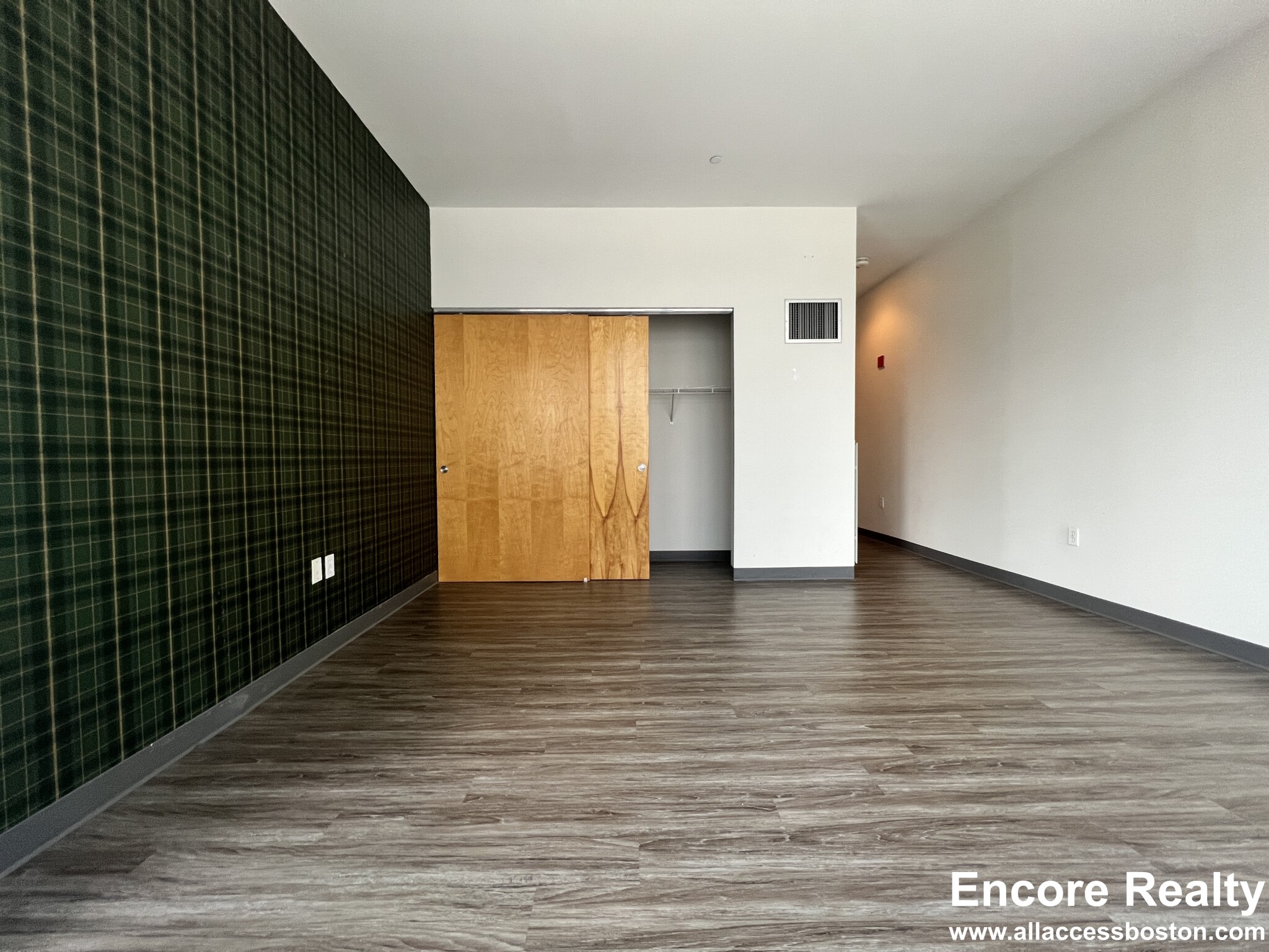 2 bed, 1 bath apartment for rent at 160 East Berkeley St Unit 306, South End — photo 17 of 32