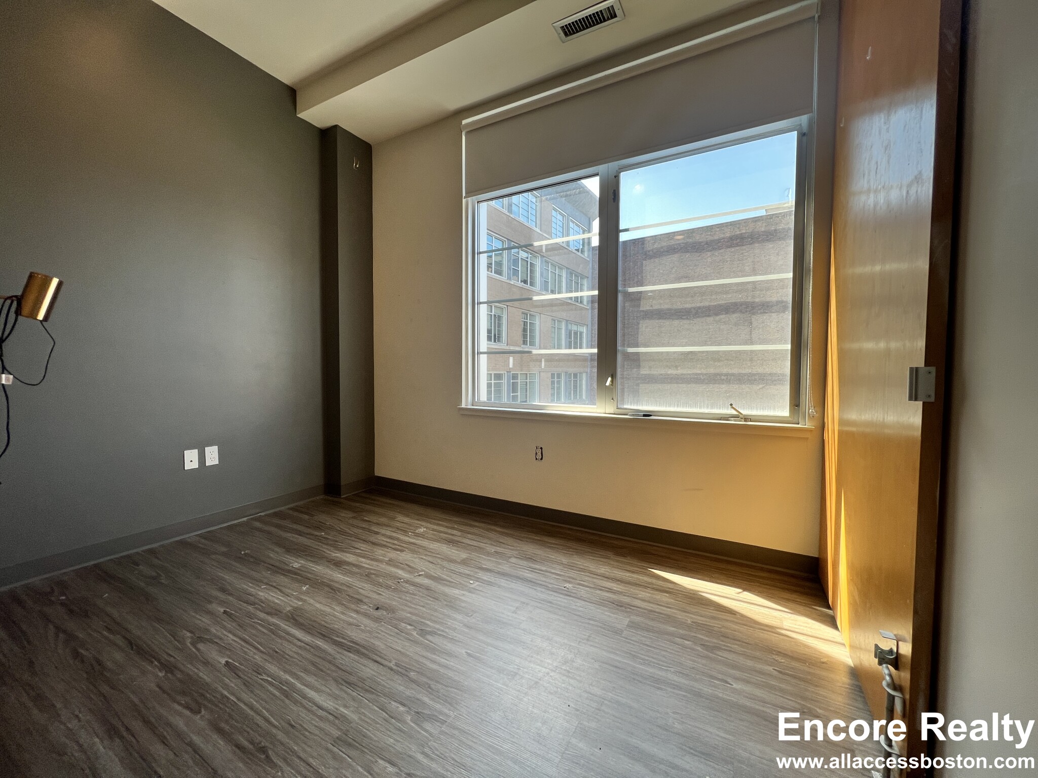 2 bed, 1 bath apartment for rent at 160 East Berkeley St Unit 306, South End — photo 20 of 32