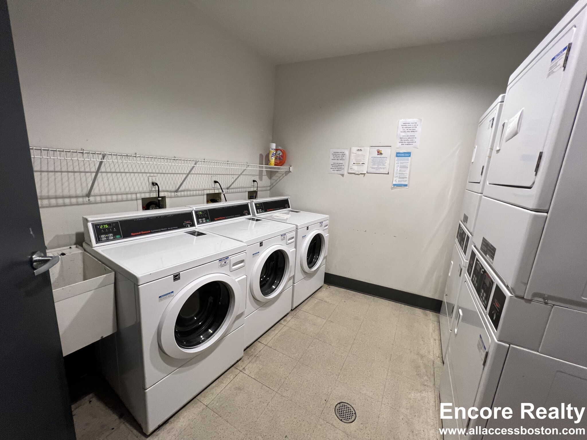 2 bed, 1 bath apartment for rent at 160 East Berkeley St Unit 306, South End — photo 26 of 32