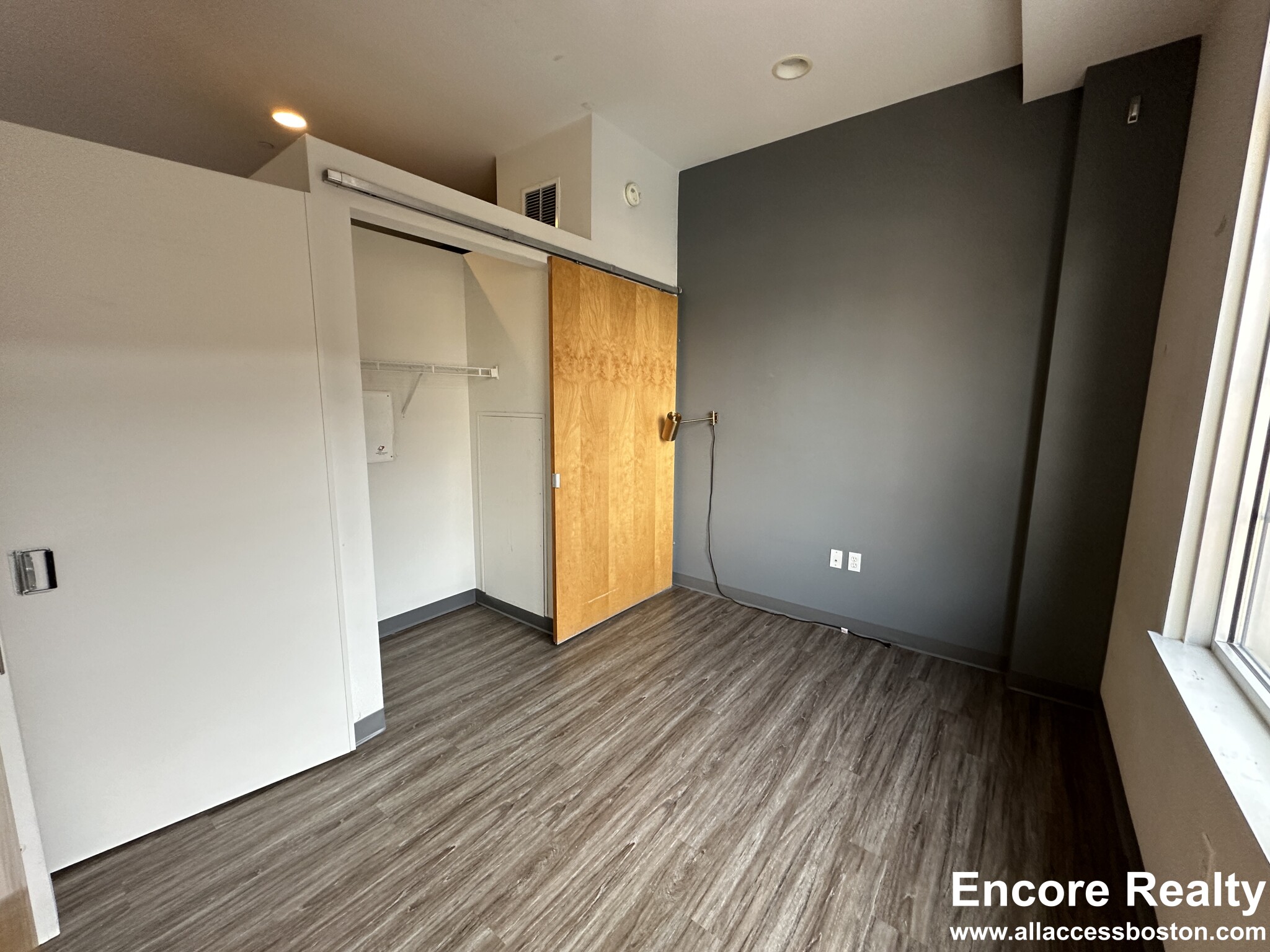 2 bed, 1 bath apartment for rent at 160 East Berkeley St Unit 306, South End — photo 8 of 32