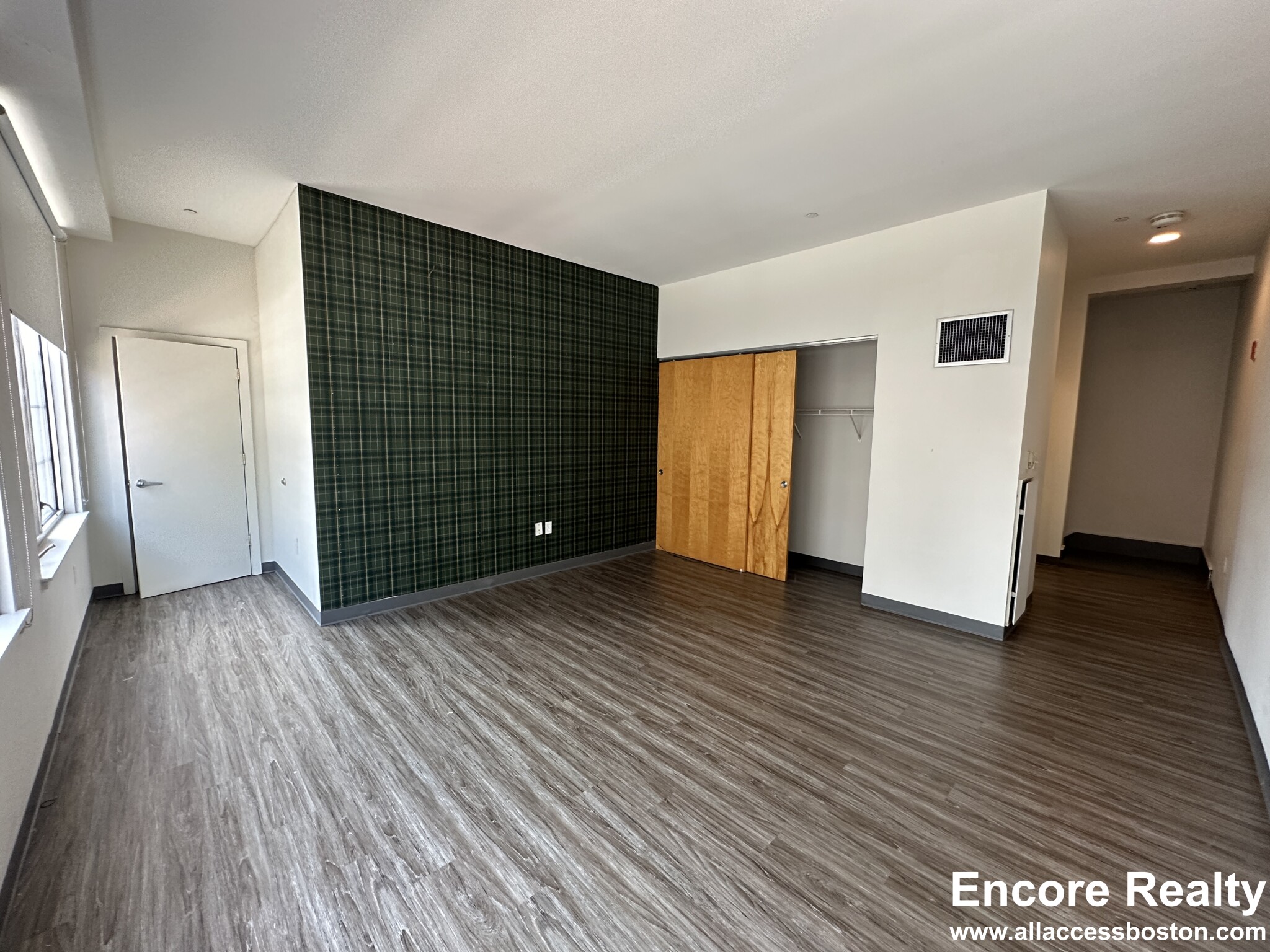 2 bed, 1 bath apartment for rent at 160 East Berkeley St Unit 306, South End — photo 14 of 32