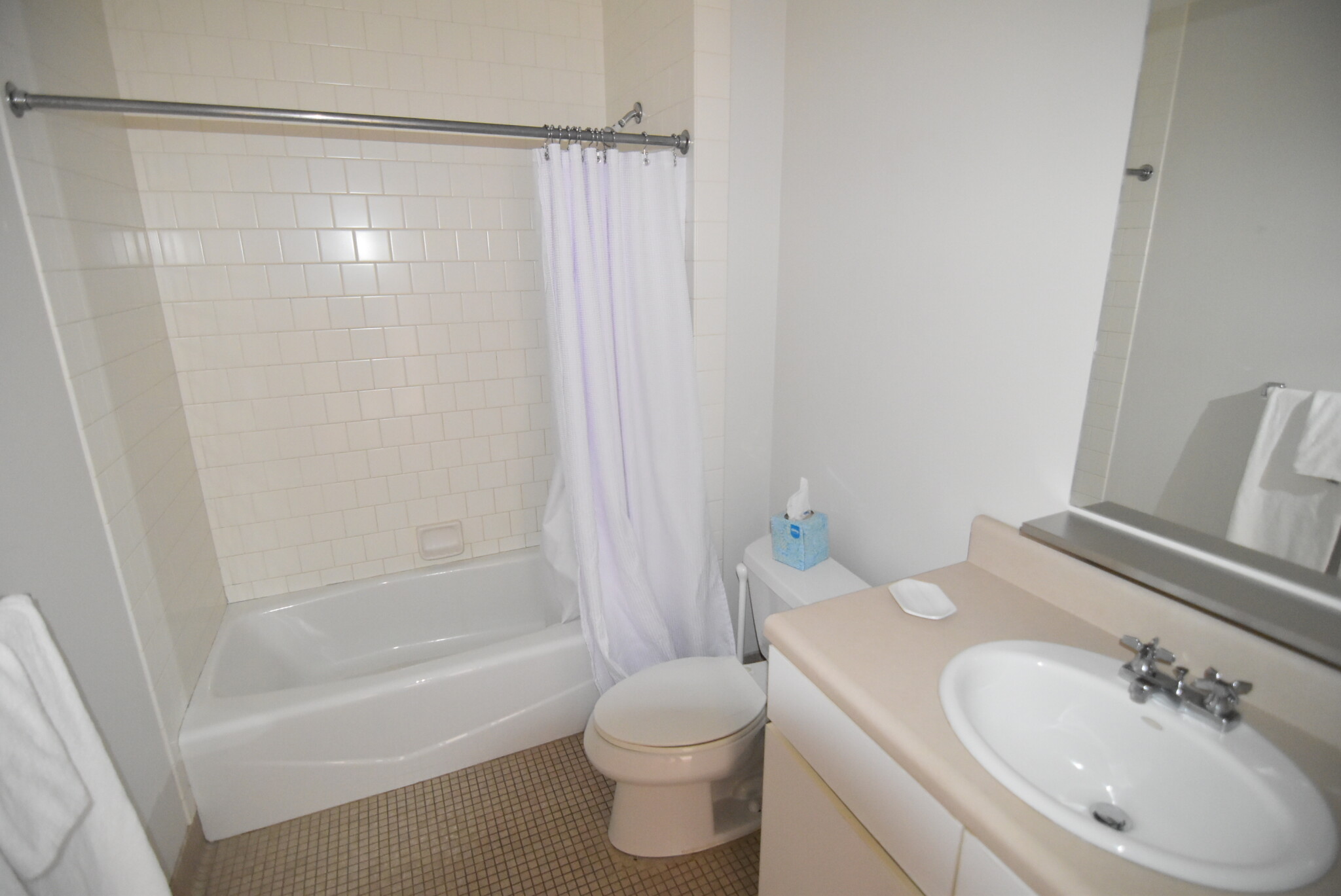 2 bed, 1 bath apartment for rent at 160 East Berkeley St Unit 312, South End — photo 9 of 14