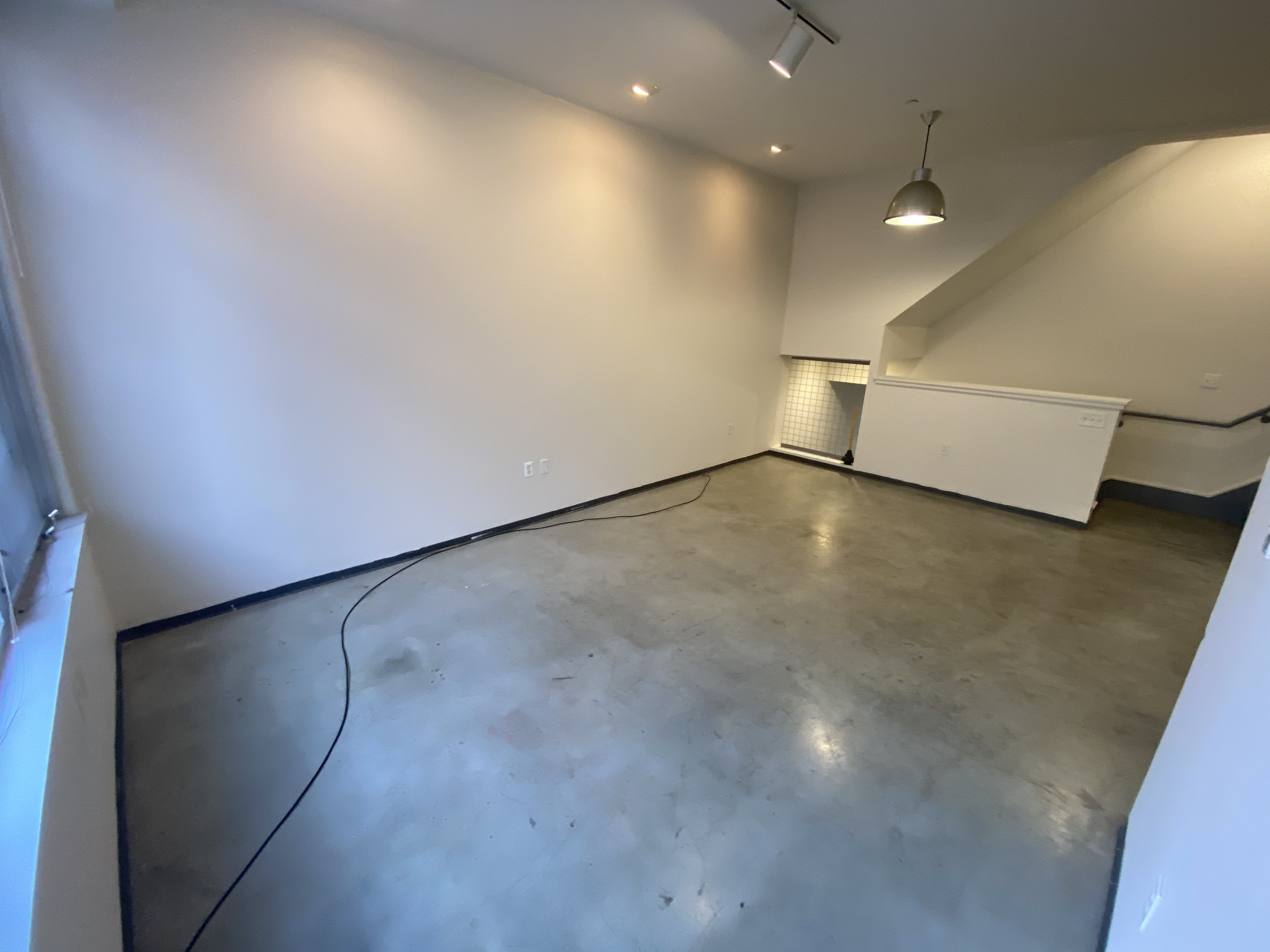 3 bed, 1 bath apartment for rent at 160 East Berkeley St Unit 314-CF, South End — photo 5 of 22