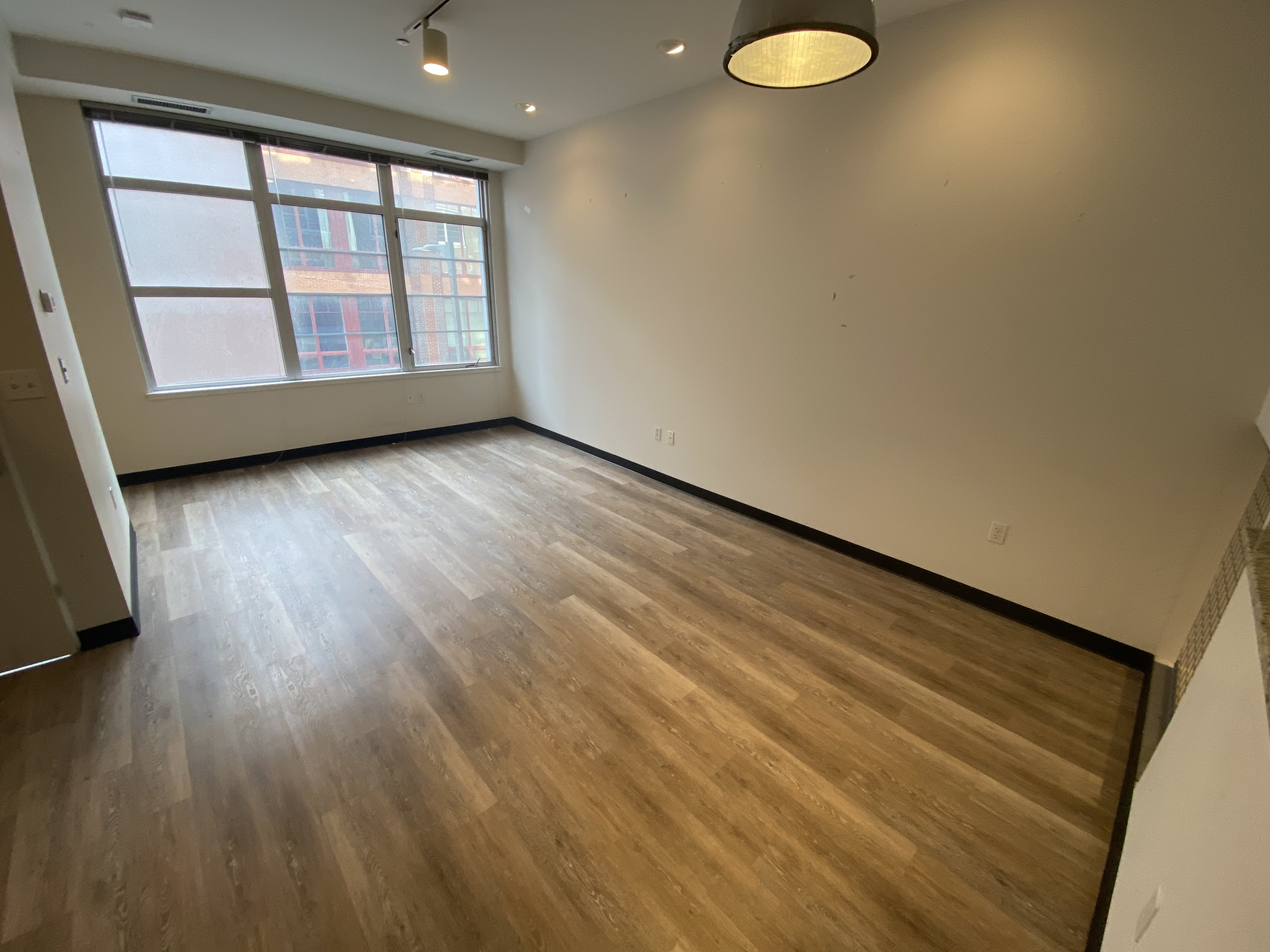 3 bed, 1 bath apartment for rent at 160 East Berkeley St Unit 316-CF, South End — photo 1 of 23