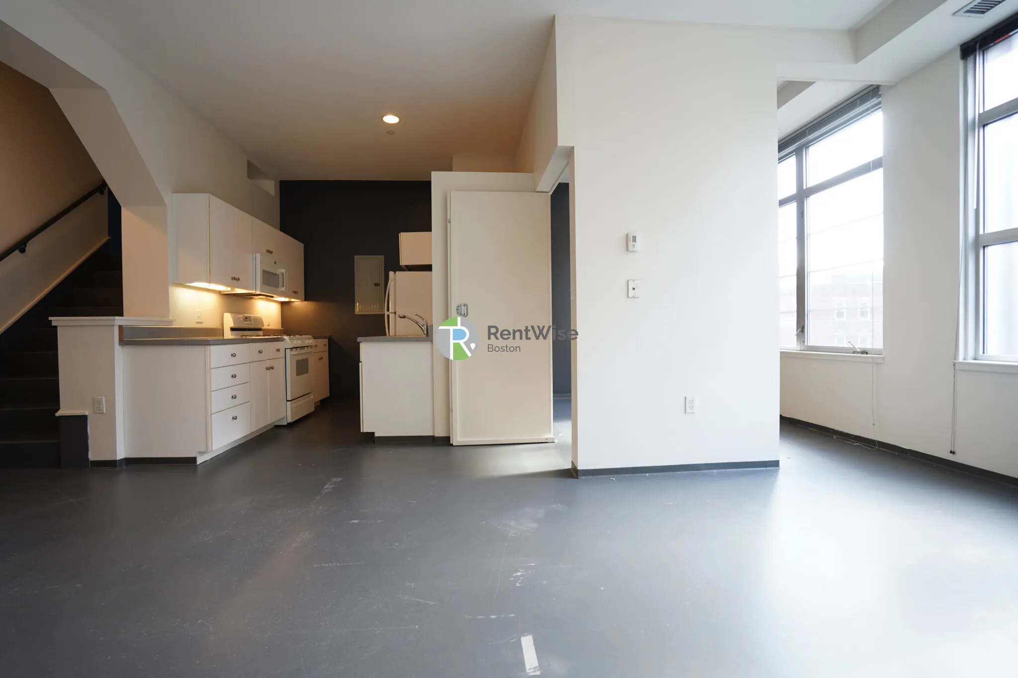 2 bed, 1 bath apartment for rent at 160 East Berkeley St Unit 317, South End — photo 3 of 35