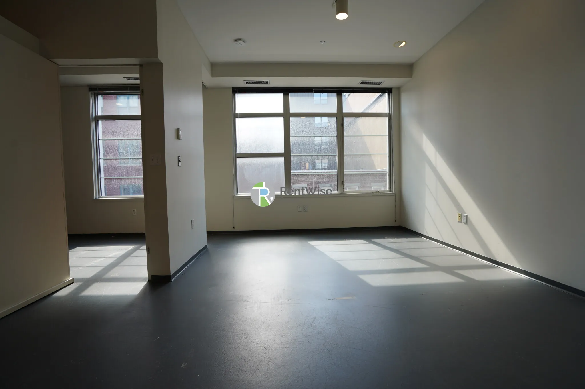 2 bed, 1 bath apartment for rent at 160 East Berkeley St Unit 317, South End — photo 5 of 35