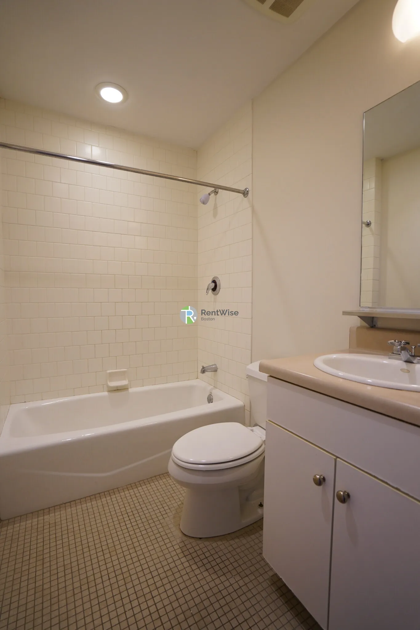 2 bed, 1 bath apartment for rent at 160 East Berkeley St Unit 317, South End — photo 14 of 35