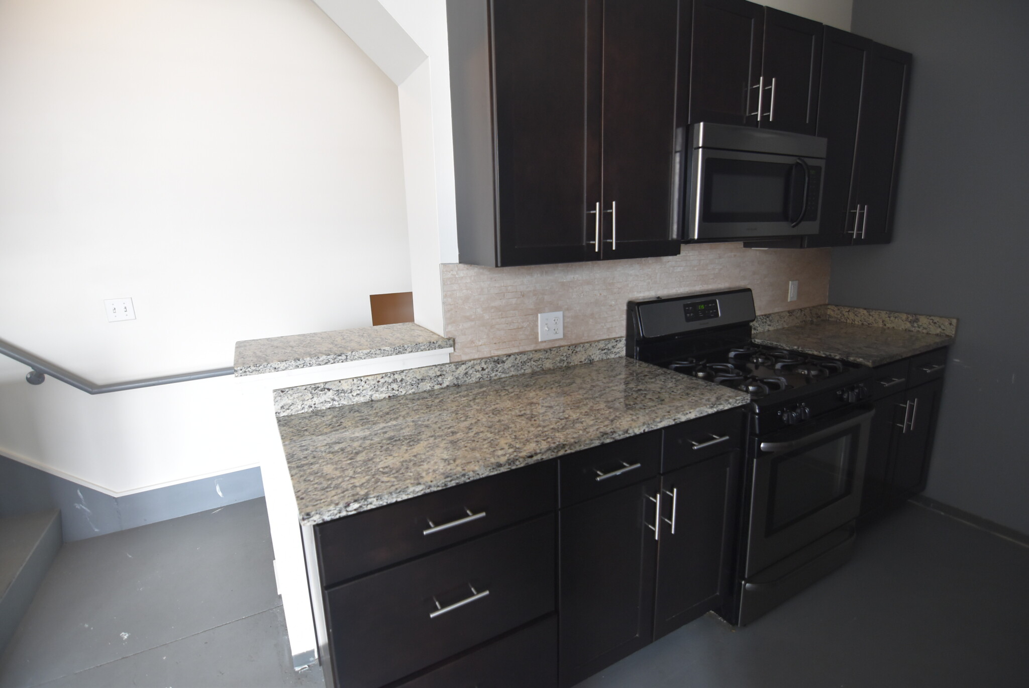 2 bed, 1 bath apartment for rent at 160 East Berkeley St Unit 503, South End — photo 3 of 15