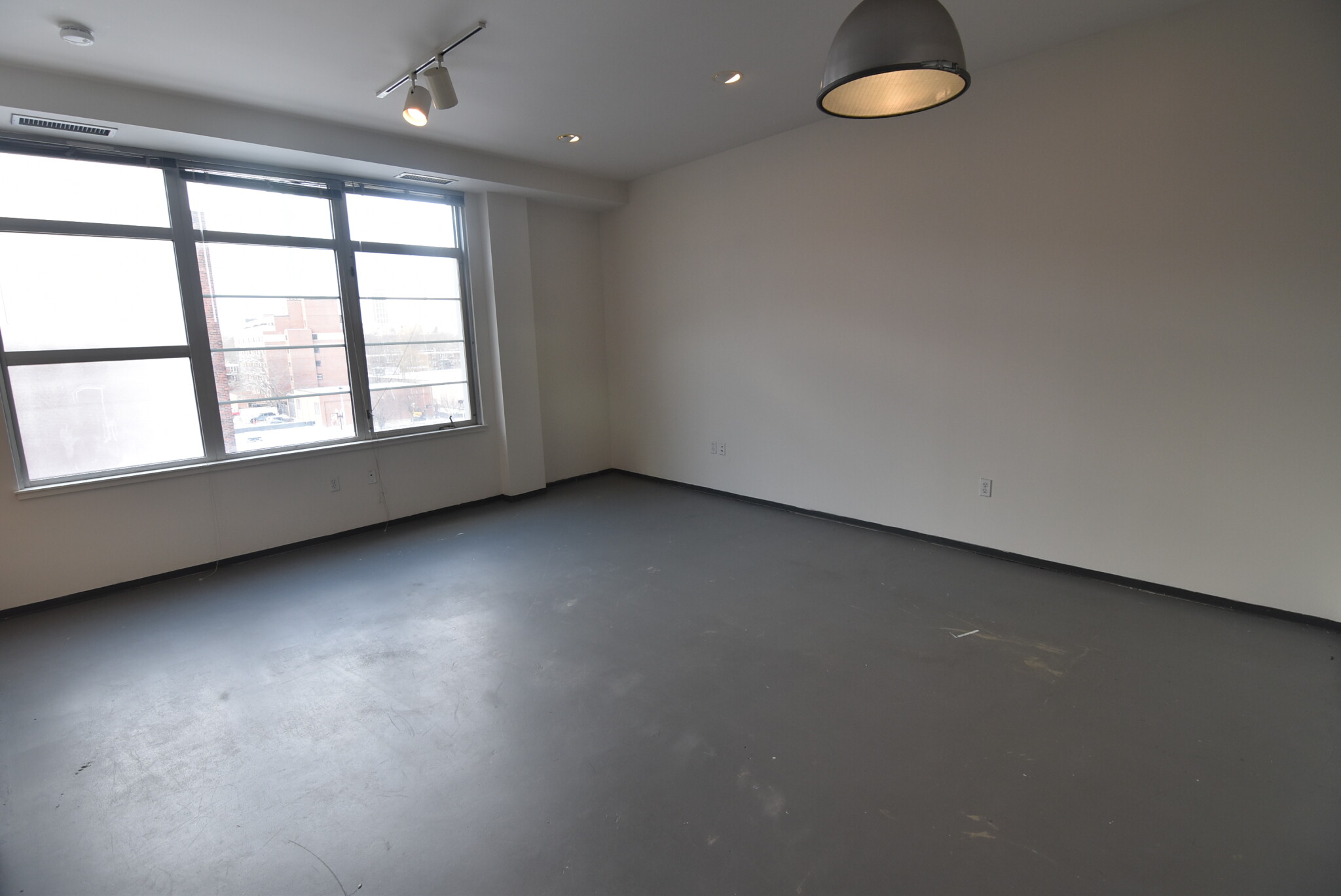 2 bed, 1 bath apartment for rent at 160 East Berkeley St Unit 503, South End — photo 1 of 15