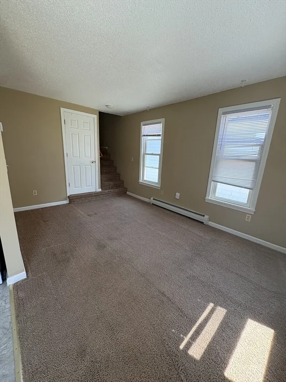 2 bed, 1 bath apartment for rent at 160 East St Unit apt 1, Chicopee — photo 2 of 10