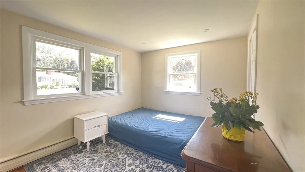 3 bed, 2 bath apartment for rent at 160 Lane Dr Unit 160, Norwood — photo 7 of 14