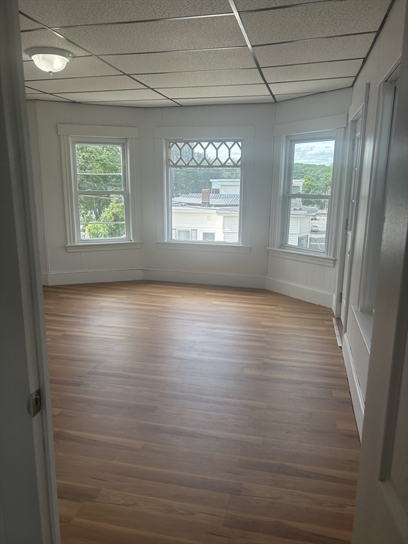 4 bed, 1 bath apartment for rent at 160 Madison St Unit 3, Fitchburg — photo 2 of 8
