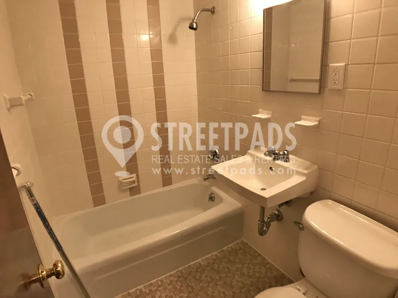1 bed, 1 bath apartment for rent at 160 North Beacon St Unit 1A, Brighton — photo 9 of 21