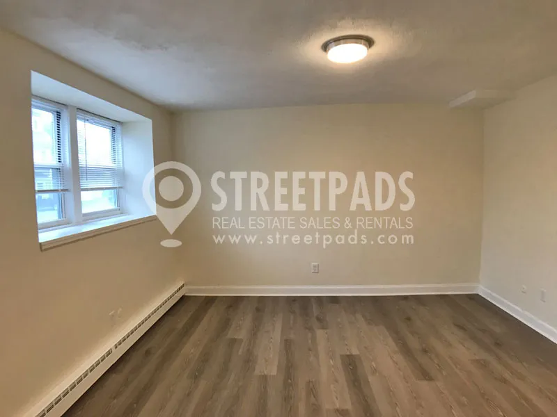 1 bed, 1 bath apartment for rent at 160 North Beacon St Unit 1A, Brighton — photo 5 of 21