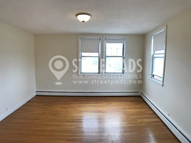 1 bed, 1 bath apartment for rent at 160 North Beacon St Unit 21, Brighton — photo 3 of 18