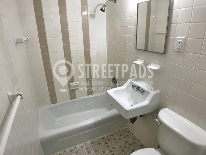 1 bed, 1 bath apartment for rent at 160 North Beacon St Unit 21, Brighton — photo 10 of 18