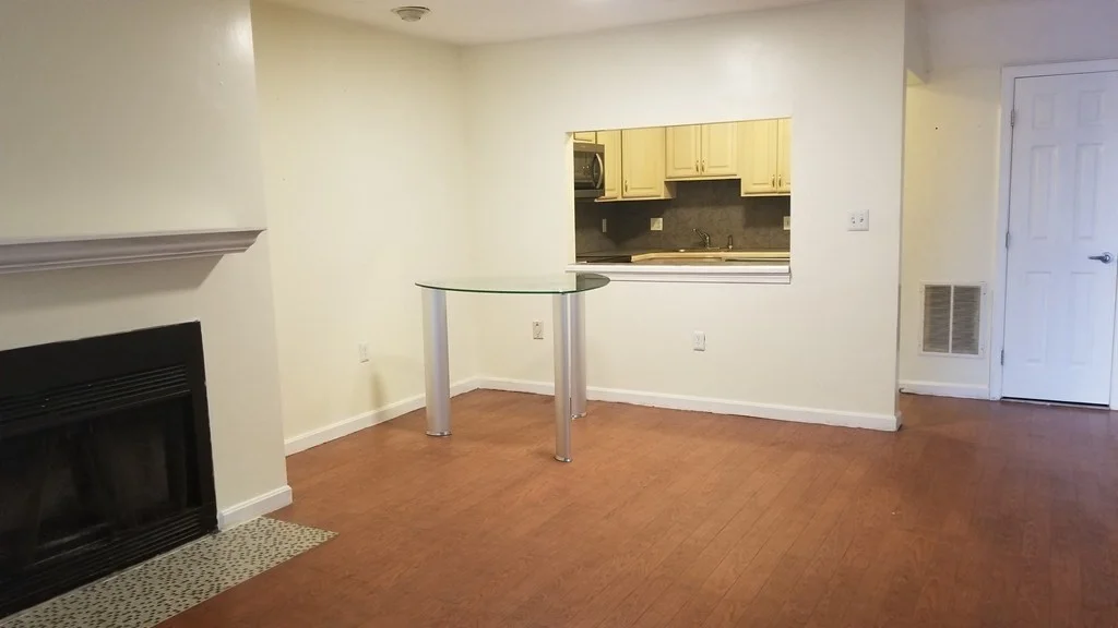 2 bed, 2 bath apartment for rent at 160 Quincy Shore Dr Unit 115, North Quincy — photo 4 of 23