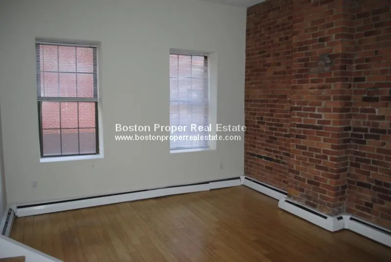 1 bed, 1 bath apartment for rent at 160 Saint Botolph St Unit 3, Back Bay — photo 6 of 10