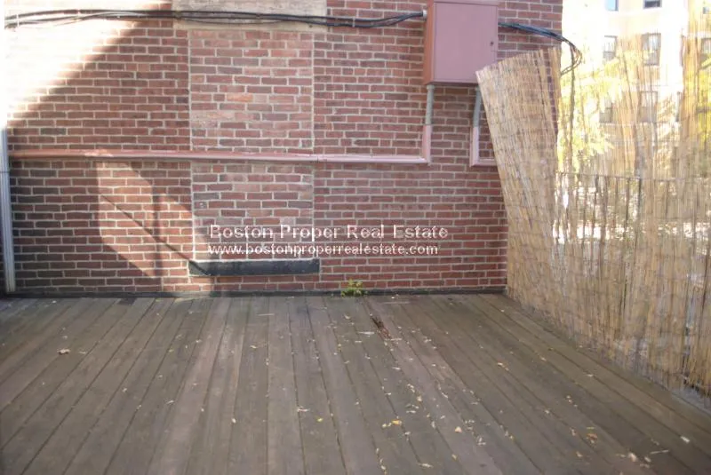 1 bed, 1 bath apartment for rent at 160 Saint Botolph St Unit 3, Back Bay — photo 2 of 10