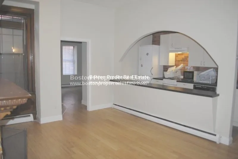 1 bed, 1 bath apartment for rent at 160 Saint Botolph St Unit 3, Back Bay