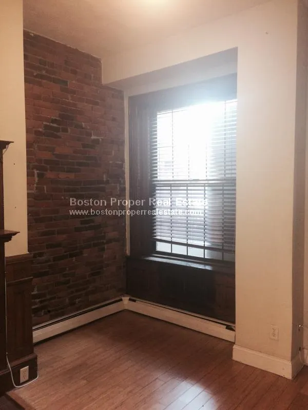 1 bed, 1 bath apartment for rent at 160 Saint Botolph St Unit 3, Back Bay — photo 8 of 10