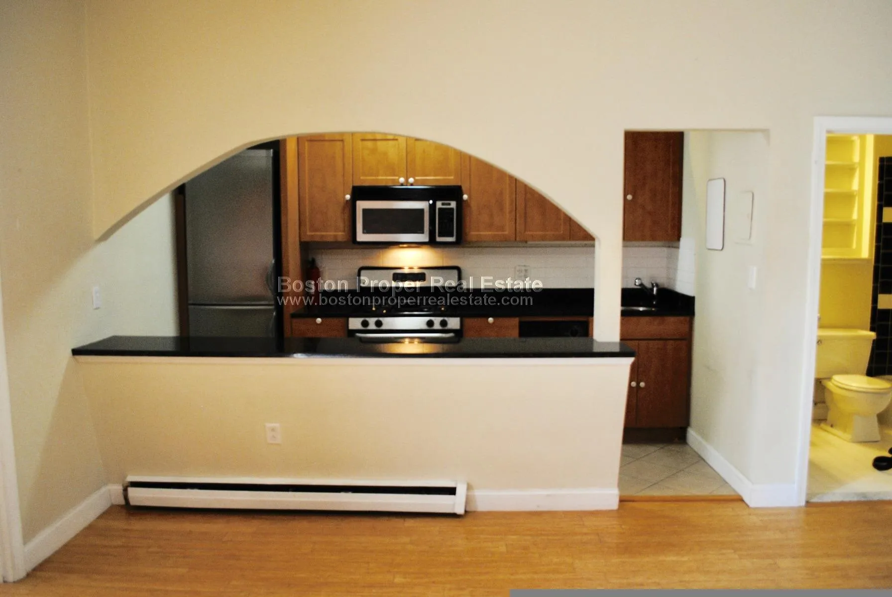 1 bed, 1 bath apartment for rent at 160 Saint Botolph St Unit 4, Back Bay — photo 2 of 9