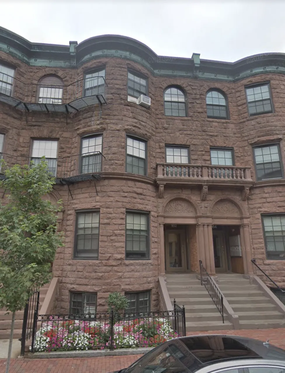 1 bed, 1 bath apartment for rent at 160 Saint Botolph St Unit 4, Back Bay — photo 9 of 9
