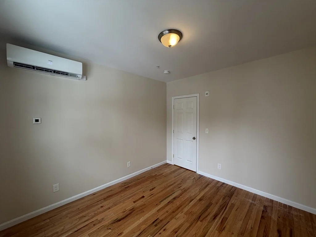 2 bed, 1 bath apartment for rent at 160 Summer St Unit 3, Haverhill — photo 11 of 17
